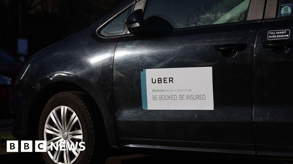 Permanent Sheffield minicab signage plans reckless, says union