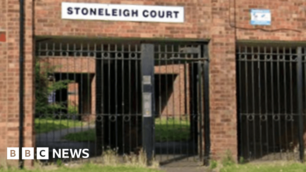 Attempted murder arrest in Nuneaton after man falls from window