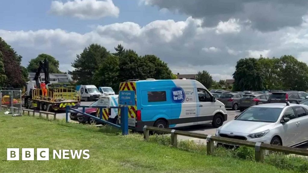 Burst sewer main close to protected site in Warsash