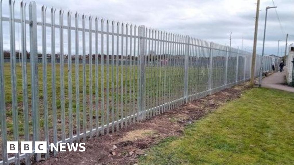 Bridlington's Dukes Park gets new fencing in crime crackdown