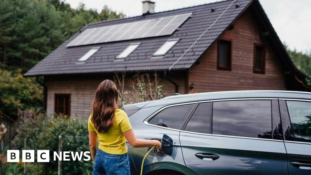 Droitwich firm calls for recruitment to support solar panel drive
