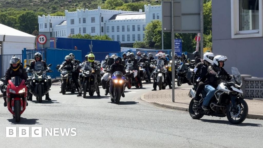 Isle of Man TT 2025: Ferry passenger numbers up as bike bookings drop