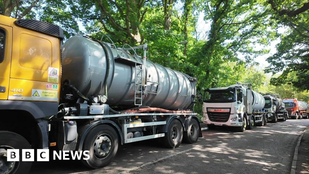 Clean up under way after Warsash burst sewer main fixed