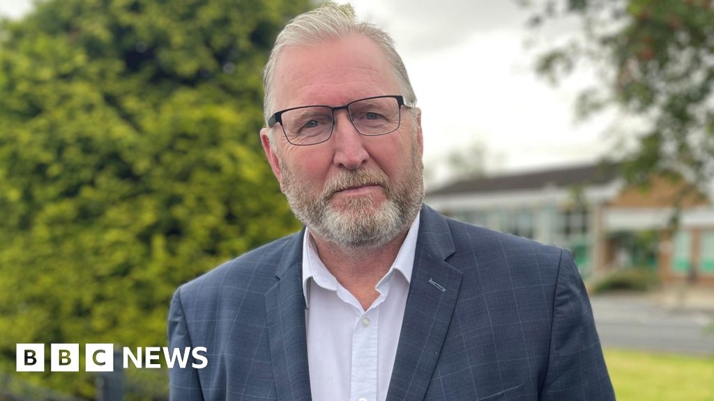Winston Irvine: Doug Beattie to write to PPS over loyalist's sentence