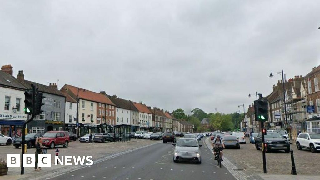 Stockton and Yarm parking review welcomed by business chief