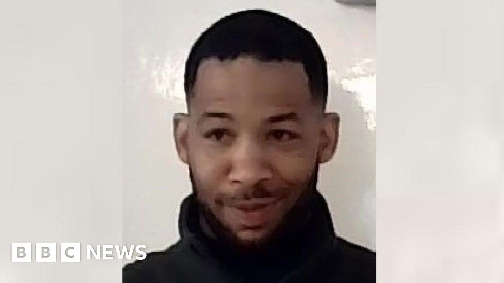 Public 'not to approach' Spring Hill prisoner who absconded