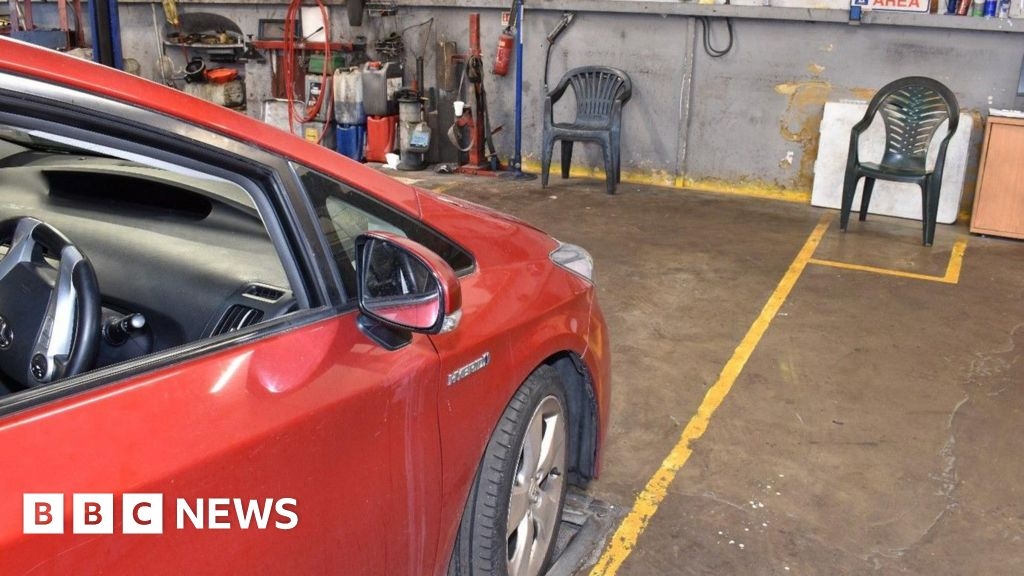 Finsbury Park MOT centre fined £10,000 after boy crushed by car