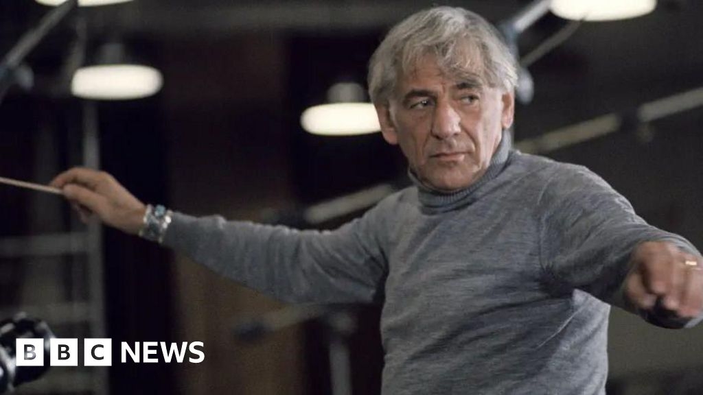 Leonard Bernstein honoured by plaque for his Chichester Psalms