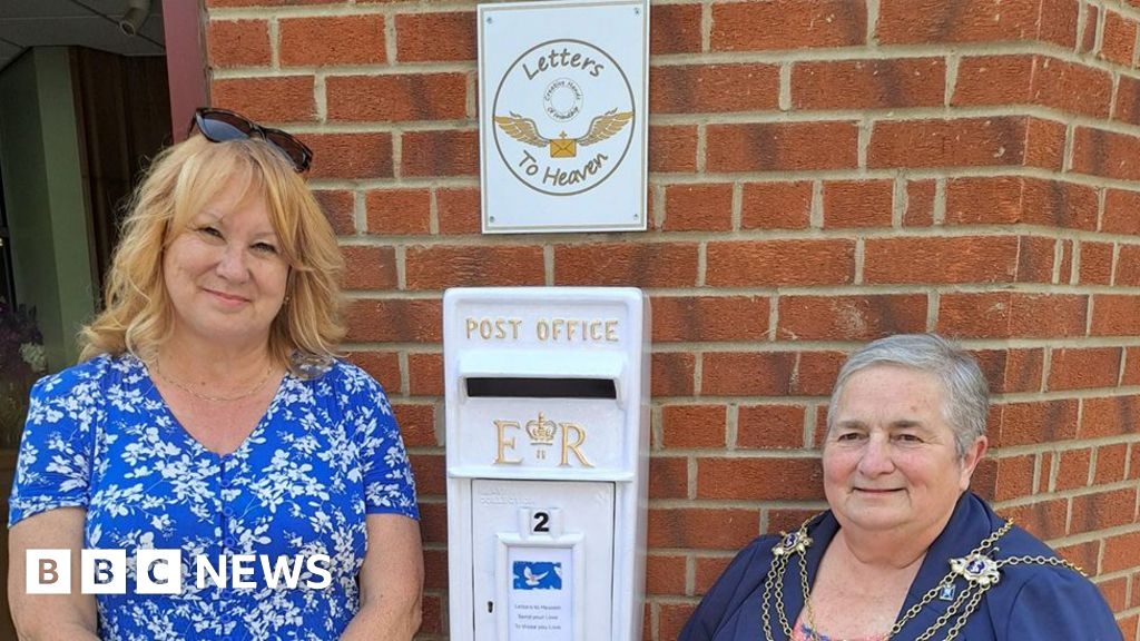 Hull cemetery installs 'Letters to Heaven' postbox