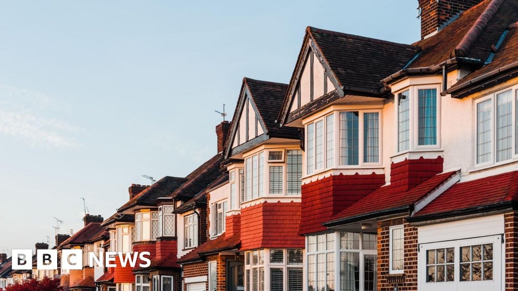 Century-long wait for some family council homes in London