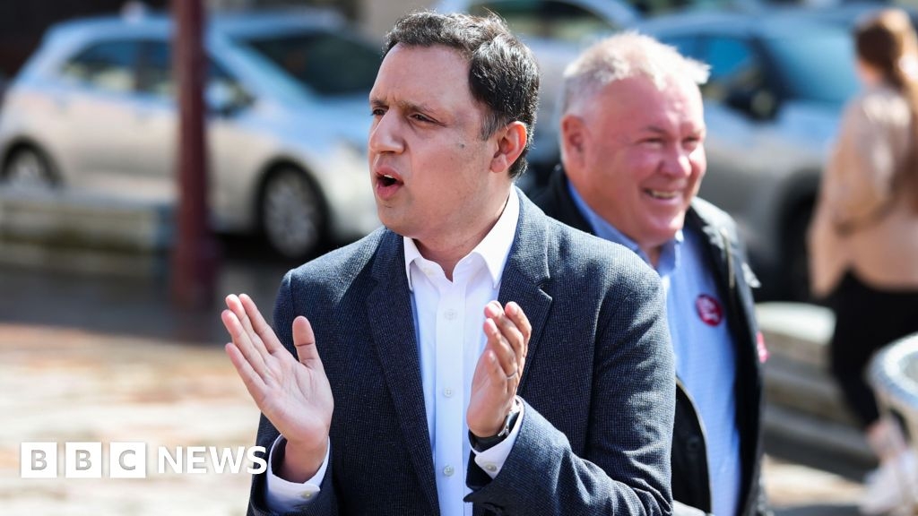 Sarwar accuses Swinney of 'dishonest' by-election campaign