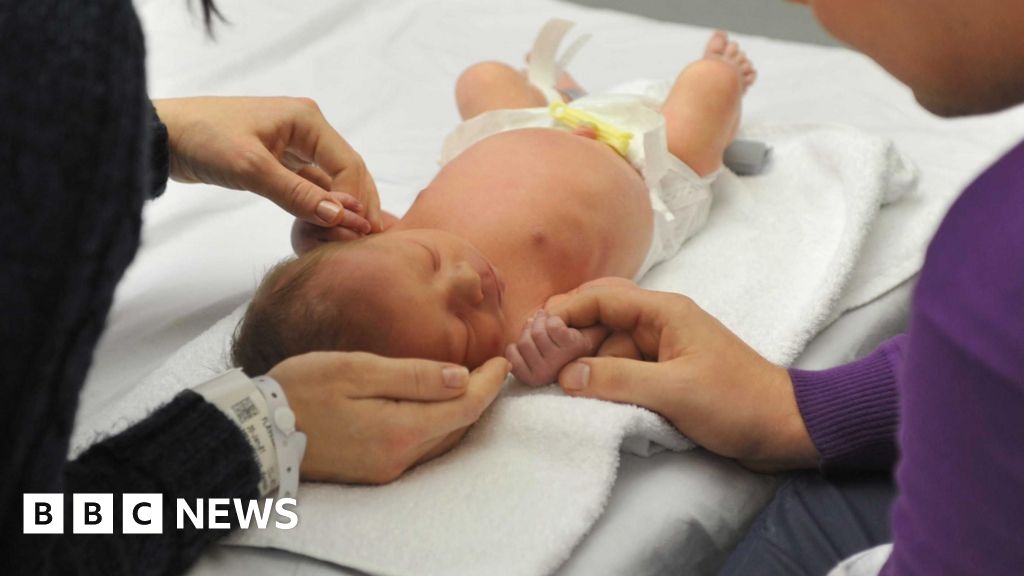 Gloucestershire trust has resolved midwife shortage, boss says