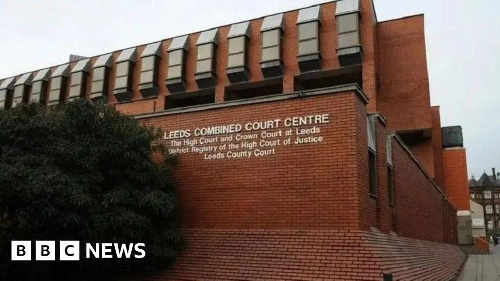 Man, 18, admits stabbing 14-year-old boy in Pontefract