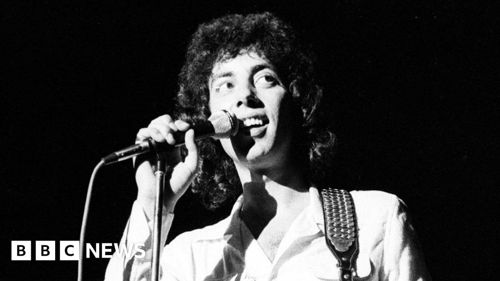 10cc star Graham Gouldman sees first match and does love cricket
