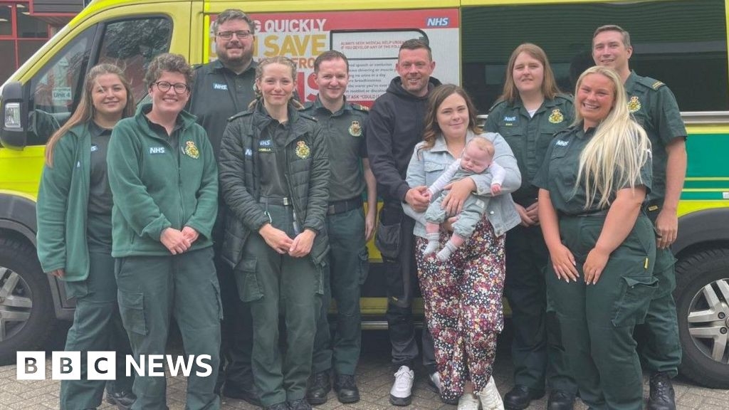 Swanley couple meet paramedics who saved newborn son's life