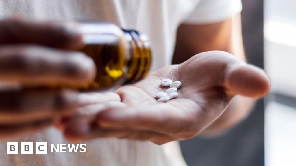 Aspirin: Scientists crack how painkiller might stop cancers from spreading