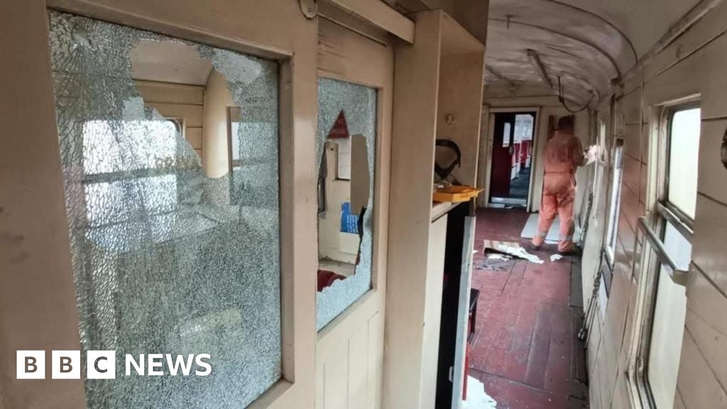 'Mindless' vandals wreck East Lancashire Railway train carriages