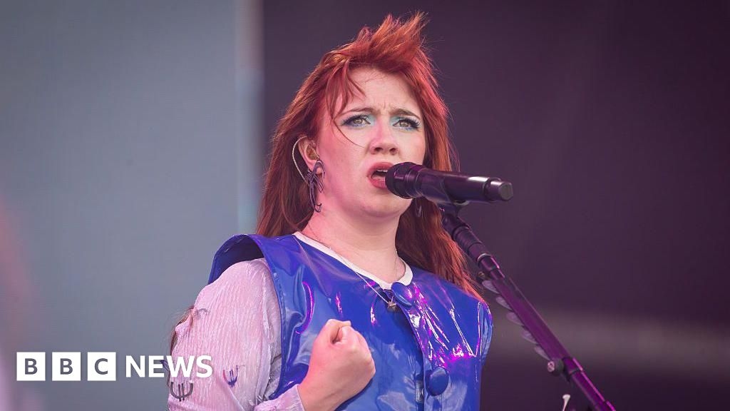 Glastonbury 2025: CMAT says she still gets abuse after viral song