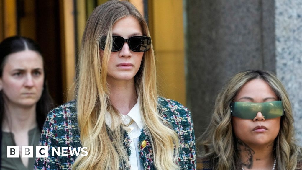 Witness testifies that Diddy dangled her over a balcony