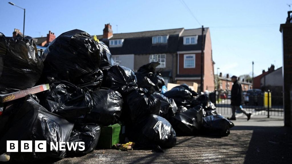Conciliation talks planned for Birmingham bin strike