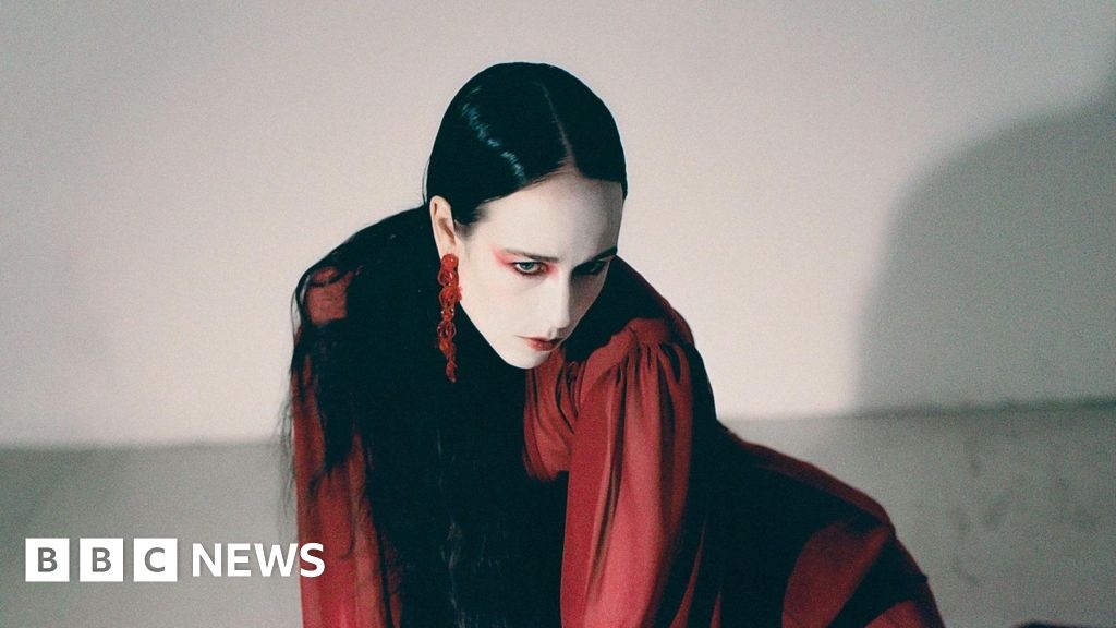Alt-pop singer Allie X to headline Bristol Pride 2025