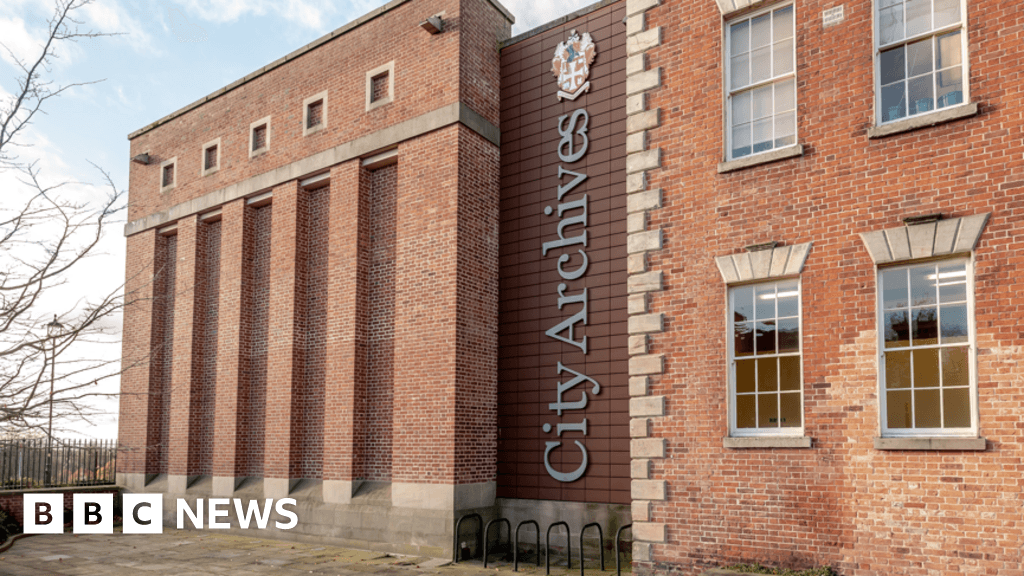 Wolverhampton's archive service retains top accreditation