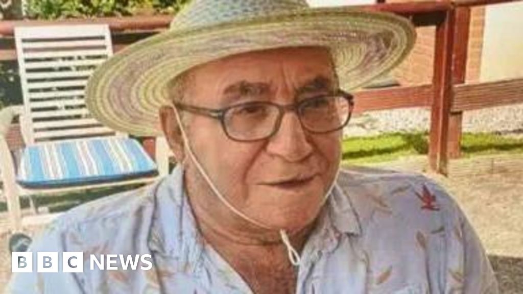 Sussex police officers not guilty of assaulting 92-year-old amputee
