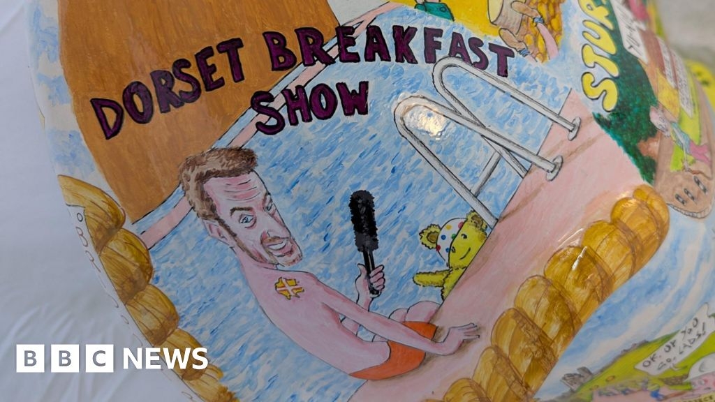 BBC presenter appears in elephant art trail in Dorset
