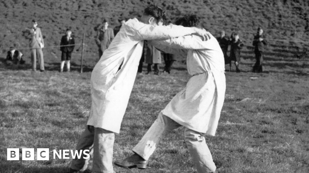Cotswold Olimpicks supporters want event on heritage list