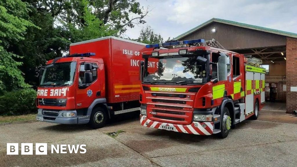 Consultation for plans to change Isle of Wight fire services