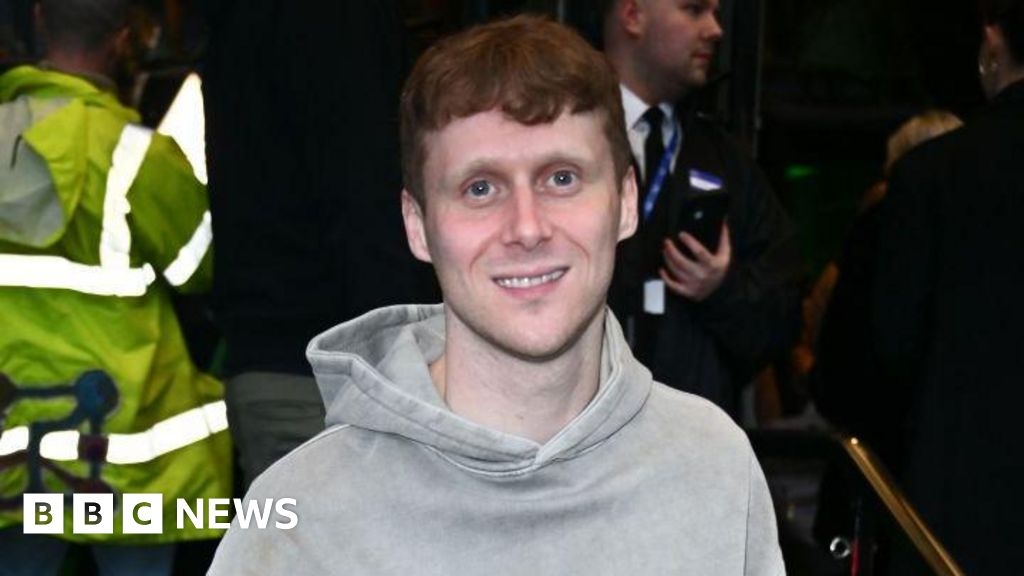 Jamie Borthwick: EastEnders star suspended over 'unacceptable' language
