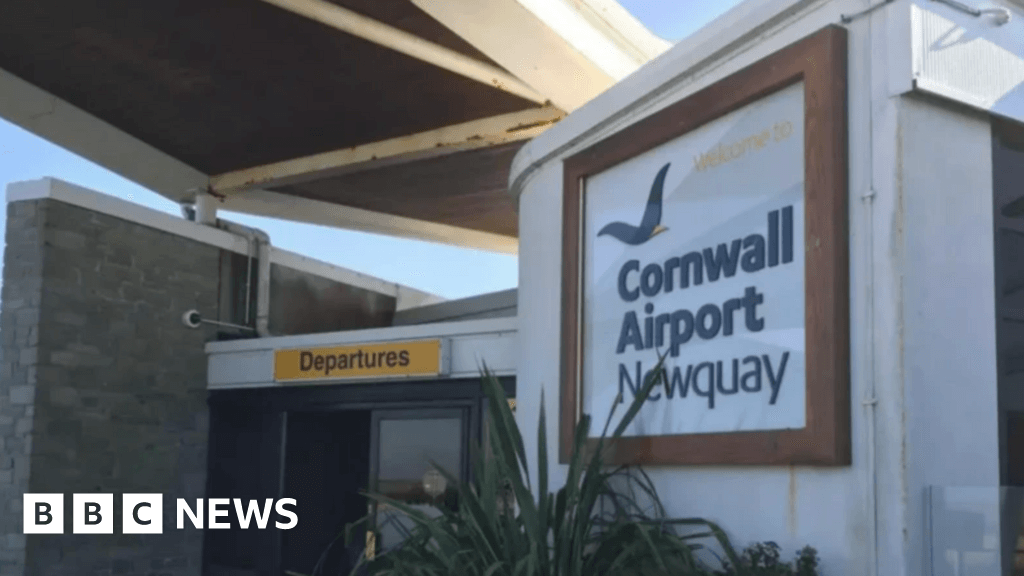 Newquay flight takes 'precautionary diversion' to Exeter Airport
