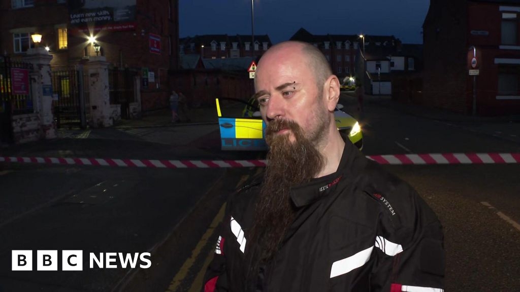 Man keeps calm to help neighbours during 'terrifying' flat fire