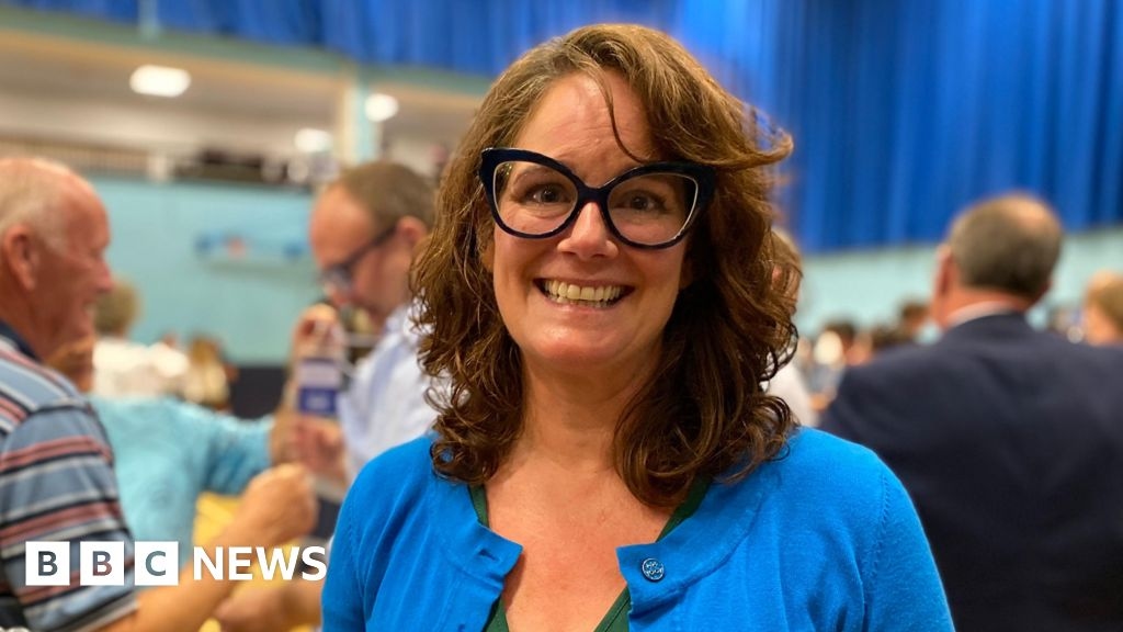 What happens after election defeat in Guernsey?