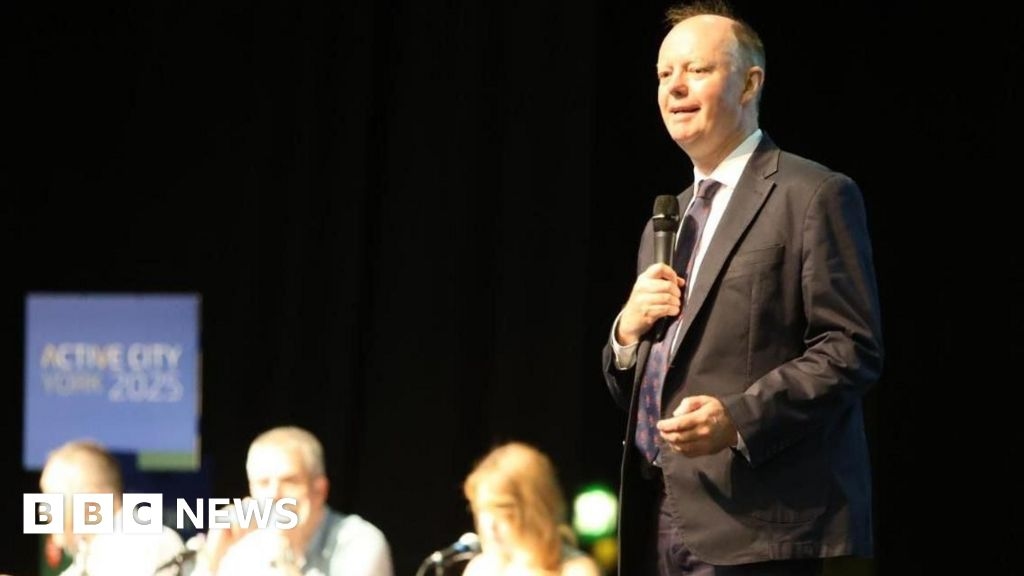 Chief medical officer makes case for active travel at York conference