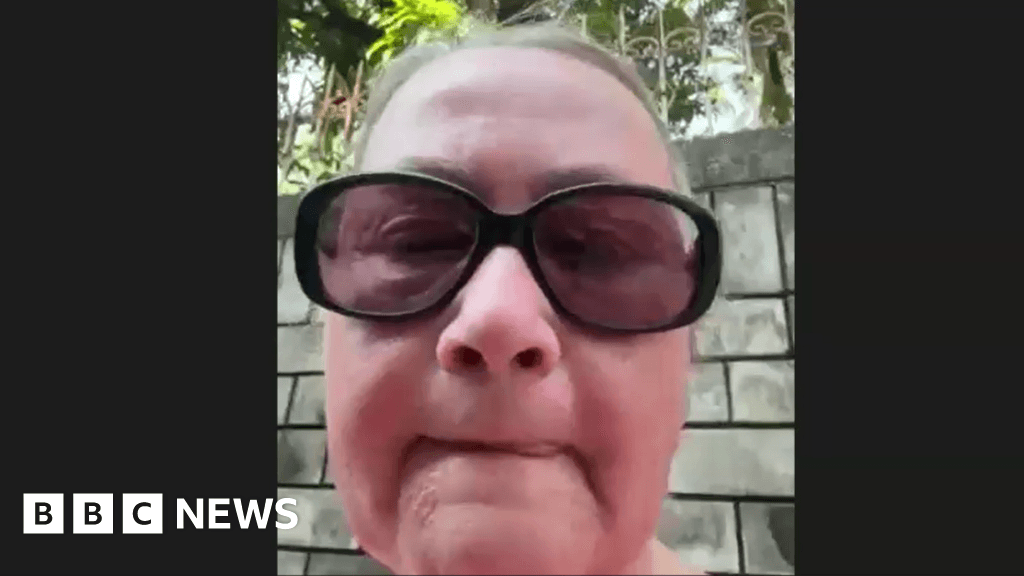 Holidaymaker describes 'chaos' after Myanmar quake hits Bangkok