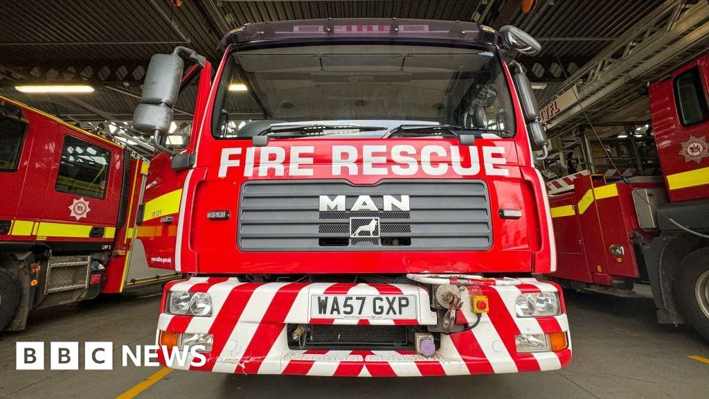 Firefighters tackle Smethwick blaze in derelict building