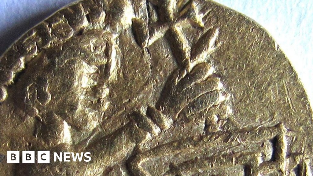 One of a kind 7th Century Anglo-Saxon coin found in Norfolk field