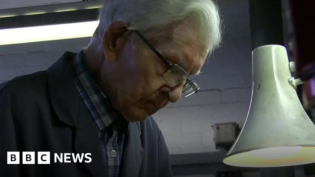 Sheffield: New branding for beer after knife complaint