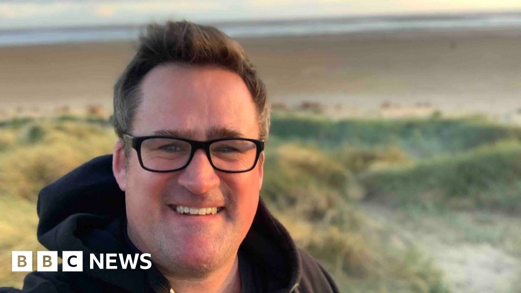 Gloucester: Friends raise thousands in memory of rugby campaigner