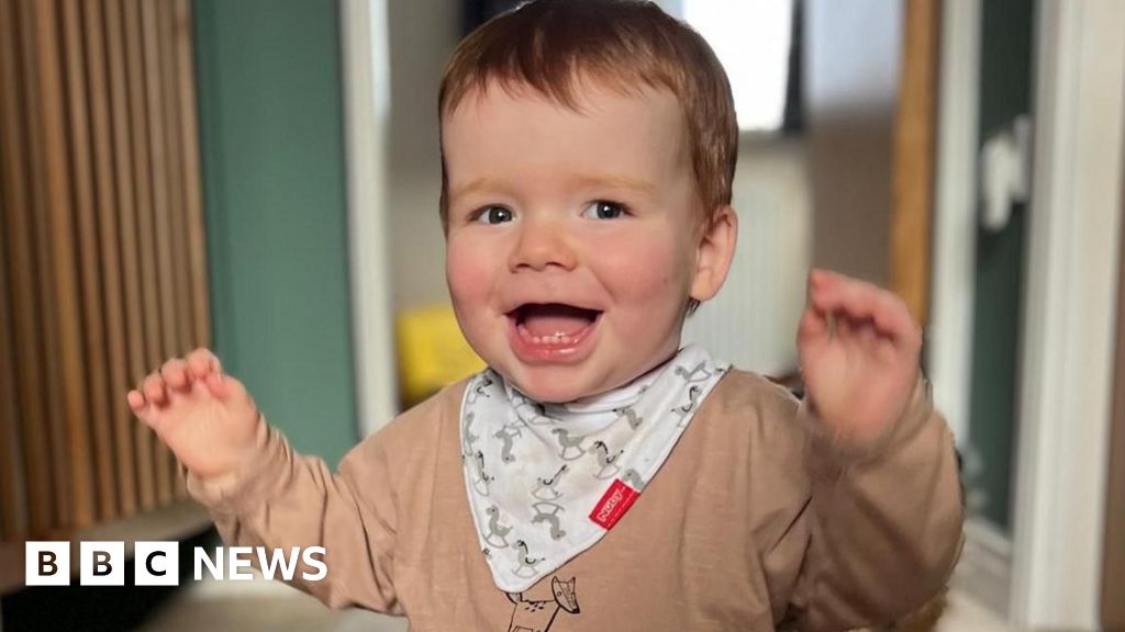 Wigston: Boy, 2, with rare eye cancer hailed a 'hero'