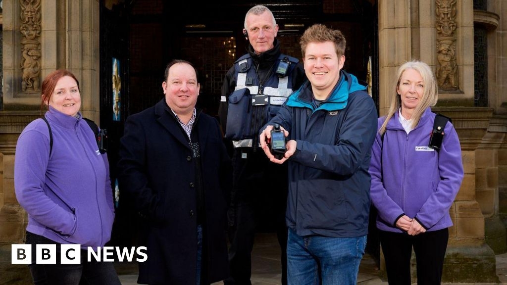 Wakefield traffic wardens among council staff given body-worn cameras