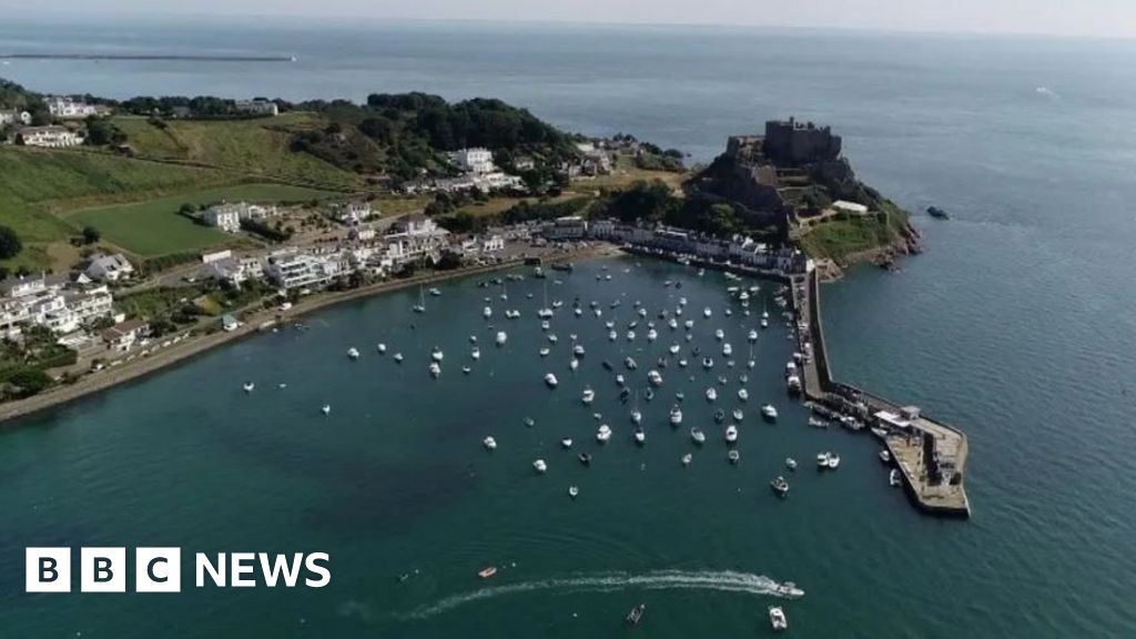 Investigation work set to begin on Jersey's Gorey Pier