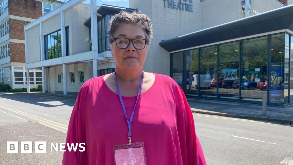 Actress urges Somerset workplaces to support domestic abuse victims