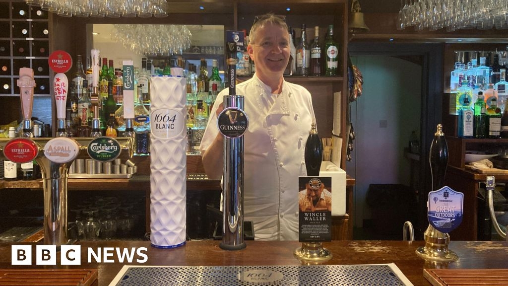'Enough is enough' says MP of Cheshire road shut since January