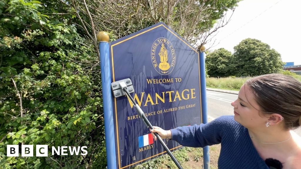 Wantage teenagers make hometown road signs clean and 'cutesy'
