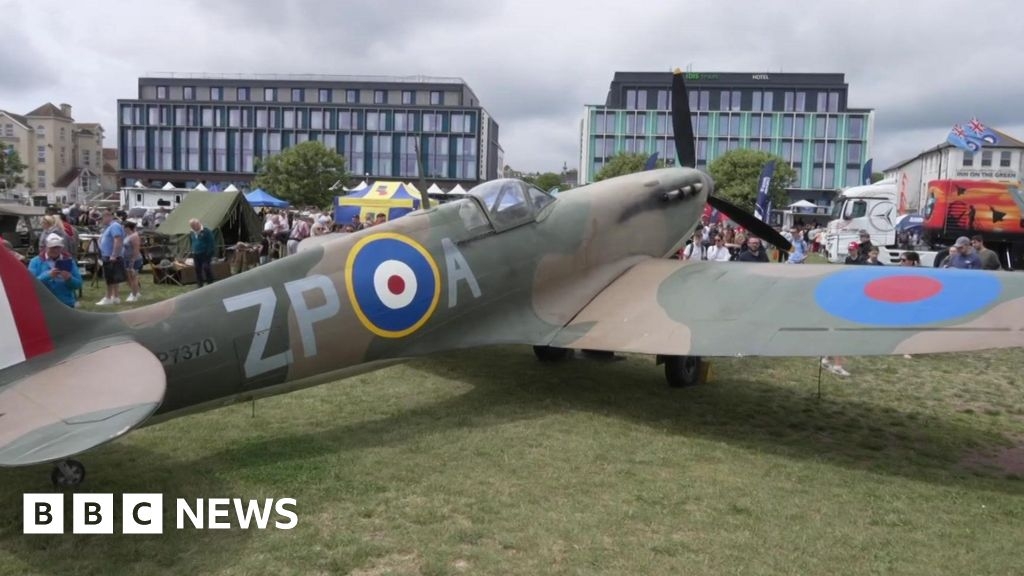 English Riviera Airshow: Thousands flock to action-packed day