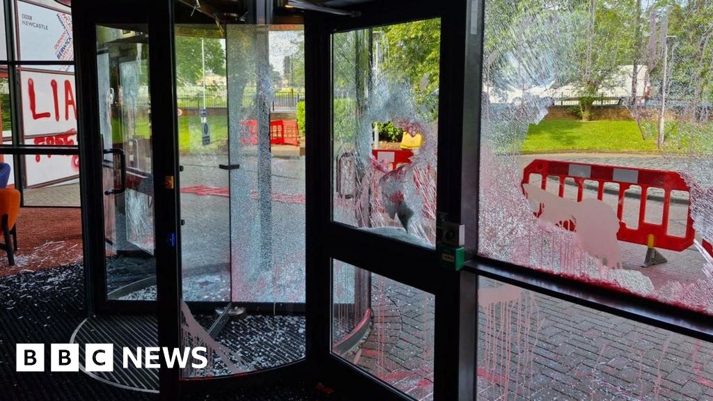 Glass smashed in 'Free Gaza' graffiti attack on BBC Newcastle