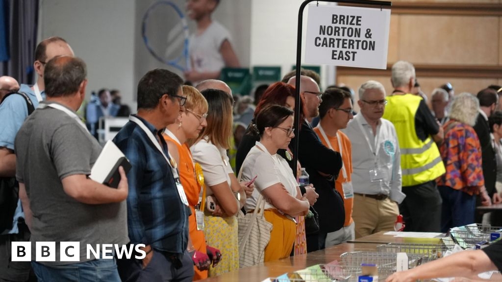 Oxfordshire's local election vote count begins