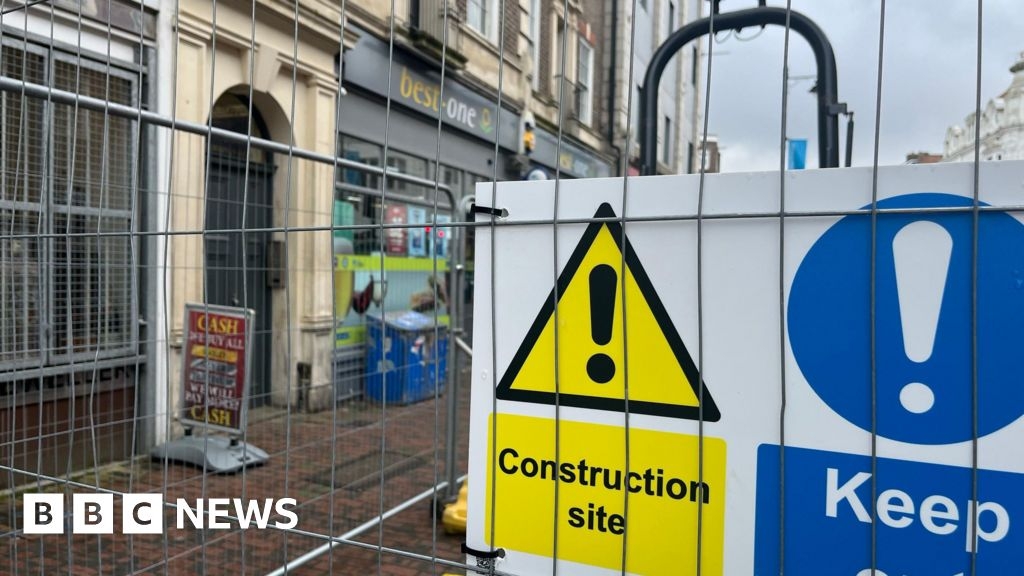 Concerns roadworks will impact Eastbourne's summer trading season